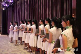 龍崗職校禮儀服務(wù)展風采，職教活動周鑄就專業(yè)美名